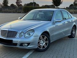 Silber Gebraucht 2006 Mercedes E200 Elegance Limousine | 7.999 € (Etwas zu teuer)