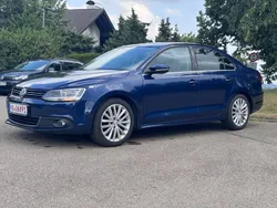 Blau Gebraucht 2011 VW Jetta Highline Limousine | 6.900 € (Fairer Preis)