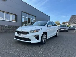 Weiß Gebraucht 2021 Kia Ceed Sportswagon Comfort Kombi | 21.490 € (Fairer Preis)