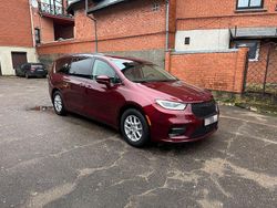Rot Gebraucht 2021 Chrysler Pacifica SUV | 22.200 €