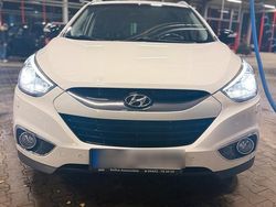 Weiß Gebraucht 2014 Hyundai ix35 SUV | 11.500 € (Fairer Preis)