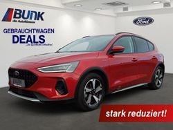 Fantastic red tc Gebraucht 2023 Ford Focus Active X Limousine | 24.400 € (Guter Preis)