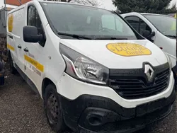 Weiß Gebraucht 2016 Renault Trafic Komfort Van | 3.490 € (Fairer Preis)