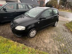 Schwarz Gebraucht 2005 VW Fox Kleinwagen | 950 € (Fairer Preis)