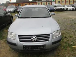 Blau Gebraucht 2002 VW Passat Comfortline Limousine | 2.200 € (Fairer Preis)