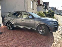 Grau Gebraucht 2018 Audi SQ7 Comfort SUV | 42.500 € (Fairer Preis)