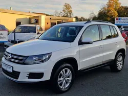 Candyweiß Gebraucht 2013 VW Tiguan Trendline SUV | 10.490 € (Fairer Preis)