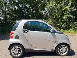 Silber Gebraucht 2007 Smart ForTwo Coupé Coupé | 3.600 € (Guter Preis)
