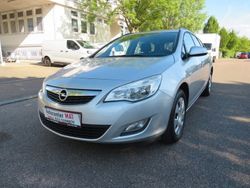 Silber Gebraucht 2011 Opel Astra Selection Kombi | 4.950 € (Fairer Preis)