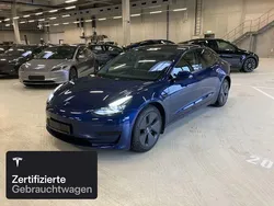 Blau Gebraucht 2021 Tesla Model 3 RWD Limousine | 23.600 € (Guter Preis)