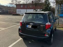 Schwarz Gebraucht 2011 Toyota Verso-S Van / Kleinbus | 6.000 € (Guter Preis)