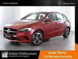 Rot Gebraucht 2024 Mercedes B180 Progressive Van / Kleinbus | 38.852 €