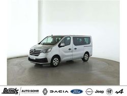Highlandgrau met. (kqa) Gebraucht 2024 Renault Trafic Evolution Van | 36.880 € (Fairer Preis)