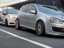 Silber Gebraucht 2006 VW Golf V GTI Coupé | 10.899 €