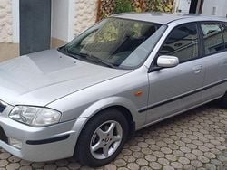 Silber Gebraucht 2001 Mazda 323F Comfort Limousine | 2.200 € (Fairer Preis)