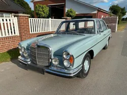 Blau Gebraucht 1970 Mercedes S280 Limousine | 10.000 €