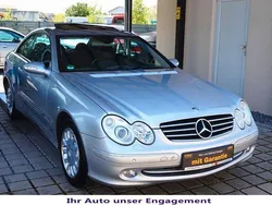 Brillantsilber metalliclack Gebraucht 2002 Mercedes CLK240 Avantgarde Coupé | 3.250 € (Superpreis)