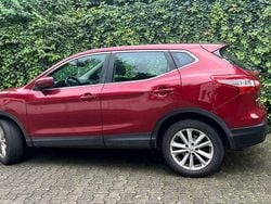 Rot Gebraucht 2016 Nissan Qashqai N-Vision SUV | 9.500 € (Guter Preis)