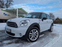 Weiß Gebraucht 2015 Mini One Countryman SUV | 9.700 € (Fairer Preis)