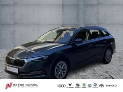 Grau Gebraucht 2021 Skoda Octavia Style Kombi | 19.430 € (Guter Preis)