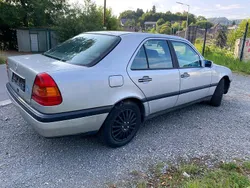 Grau Gebraucht 1995 Mercedes C180 Limousine | 1.150 €