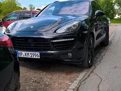 Schwarz Gebraucht 2013 Porsche Cayenne Turbo SUV | 23.900 € (Fairer Preis)