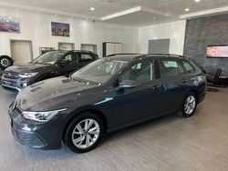 Grau Gebraucht 2021 VW Golf VIII Kombi | 16.985 € (Superpreis)