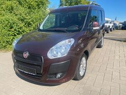 (bordeaux ( vr590/a )) Gebraucht 2011 Fiat Doblò Emotion Van / Kleinbus | 7.200 € (Etwas zu teuer)