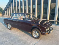 Rot Gebraucht 1975 Alfa Romeo Giulia Limousine | 16.750 €