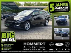 Onyx schwarz (metallic) Gebraucht 2017 Opel Astra Kombi | 11.890 € (Fairer Preis)