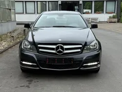 Schwarz Gebraucht 2012 Mercedes C180 Coupé | 7.950 € (Fairer Preis)