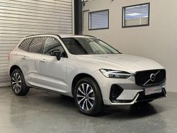 Silber Gebraucht 2022 Volvo XC60 Plus SUV | 35.750 € (Fairer Preis)