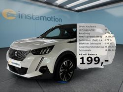 Weiß Gebraucht 2022 Peugeot e-2008 SUV | 24.599 € (Teuer)