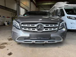 Grau Gebraucht 2017 Mercedes GLA180 SUV | 18.500 €