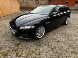 Schwarz Gebraucht 2018 Jaguar XF First Edition Limousine | 22.999 €
