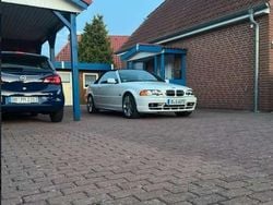 Weiß Gebraucht 2001 BMW 320 Cabriolet Cabrio | 6.500 € (Guter Preis)