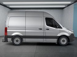 Silber Gebraucht 2021 Mercedes Sprinter Van | 27.799 € (Fairer Preis)