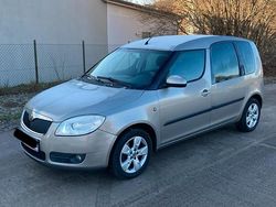 Gelb Gebraucht 2007 Skoda Roomster Van / Kleinbus | 3.490 € (Etwas zu teuer)