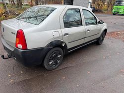 Grau Gebraucht 2006 Dacia Logan Limousine | 850 € (Fairer Preis)