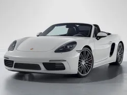 Weiß Gebraucht 2024 Porsche 718 Boxster Cabrio | 74.000 € (Fairer Preis)