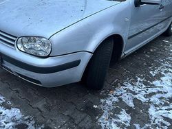 Silber Gebraucht 2000 VW Golf IV Kleinwagen | 990 € (Superpreis)