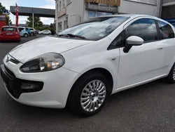 Weiß Gebraucht 2011 Fiat Punto Evo Kleinwagen | 2.499 € (Fairer Preis)