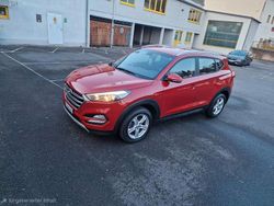 Rot Gebraucht 2018 Hyundai Tucson Trend SUV | 15.795 € (Guter Preis)