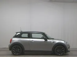 Melting silver metallic Gebraucht 2019 Mini Cooper Kleinwagen | 15.980 € (Superpreis)