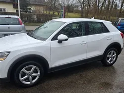Weiß Gebraucht 2017 Audi Q2 Basis SUV | 17.500 € (Guter Preis)