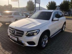 Weiß Gebraucht 2015 Mercedes GLC250 SUV | 30.990 € (Etwas zu teuer)