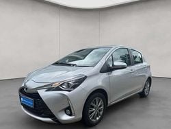 Silber Gebraucht 2018 Toyota Yaris Comfort Limousine | 11.990 € (Fairer Preis)