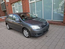 Grau Gebraucht 2006 Toyota Corolla Edition Kleinwagen | 3.450 € (Fairer Preis)