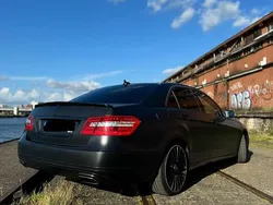 Schwarz Gebraucht 2012 Mercedes E350 Limousine | 14.000 €