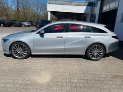Silber Gebraucht 2020 Mercedes CLA200 Shooting Brake Business Kombi | 16.290 € (Superpreis)